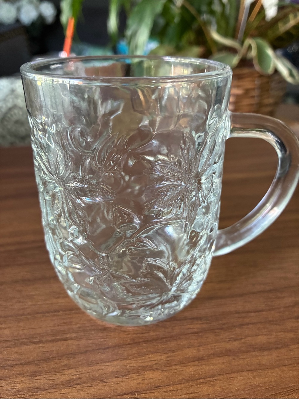 Vintage Princess House Fantasia poinsettia glass mugs with handles, 10 oz.
